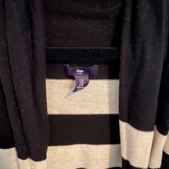 Cardigan - Picture 3 of 3